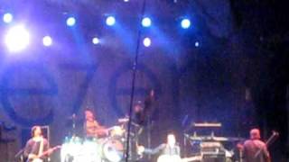 Bumbershoot 2010 - Weezer - Undone (The Sweater Song) (Live 9-5-10)