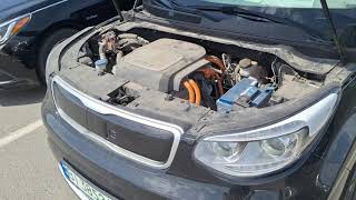 2015-2019 Kia Soul EV 12V battery location
Fortunately, it’s very easy to locate the 12V battery in your Kia Soul EV. It’s located under the hood and there are no covers or whatever, so once you open the hood, you see the small battery. It’s the source of many problems once it goes low, so you may need to find it for some DIY inspections.
In this short video, I will show you the location of the battery just in case you want to learn more about your car or need to test the small battery to troubleshoot a certain issue. 2015-2019 Kia Soul EV 12V battery location