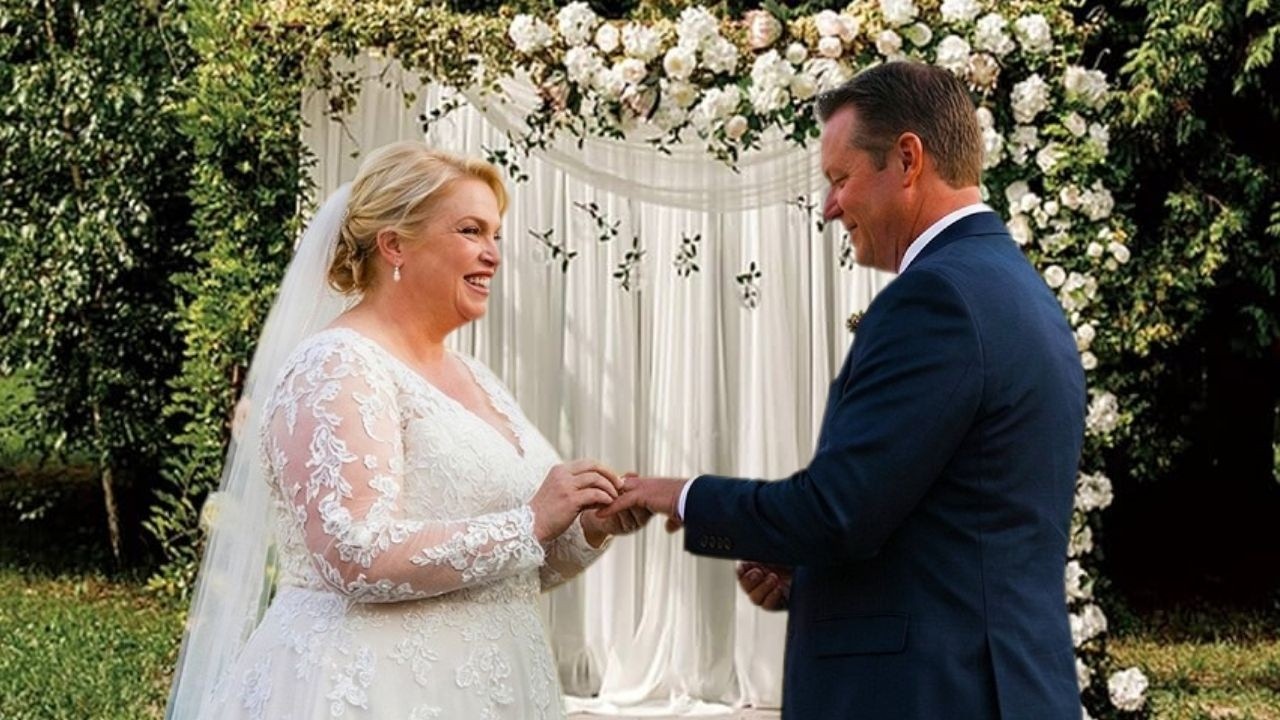 A YouTube thumbnail with maxres quality