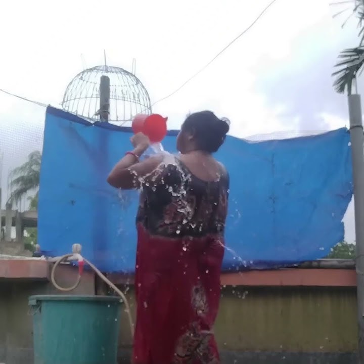 tante hot mandi di kolam renang vlog imo tango bigo live video call baju tidur boudi ganti gaun video #tiktok