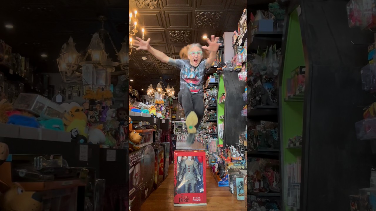 Get your HUGE Pennywise at @MockingbirdLaneToys #1313mockingbirdlane #pennywise #it #welcometoderry