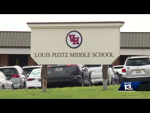 Pizitz Middle School teacher files lawsuti against Vestavia Hills School District.