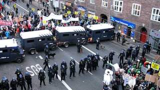 Climate demonstration, 12-12-2009, Copenhagen, Denmark, 3:9 the group caught.AVI