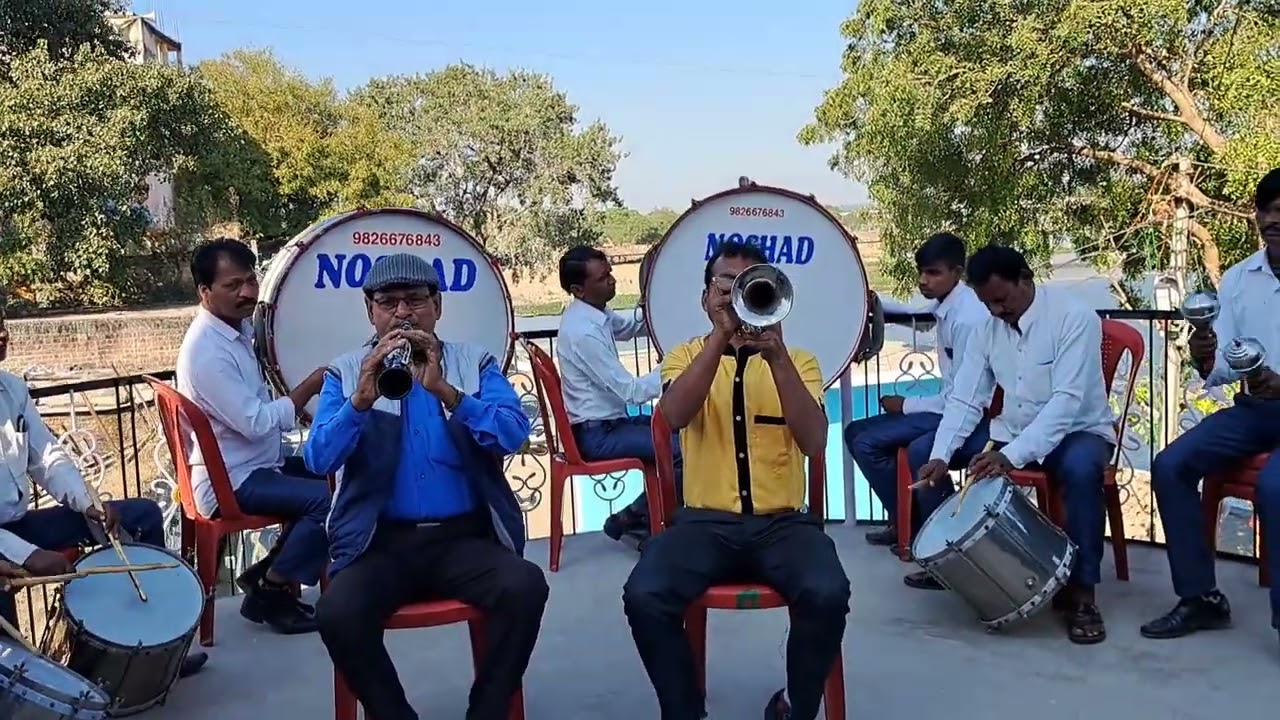 Aake teri baahon me har sham lage sindoori song by NOSHAD BAND khilchipur 9826676843 9179274141 M.P