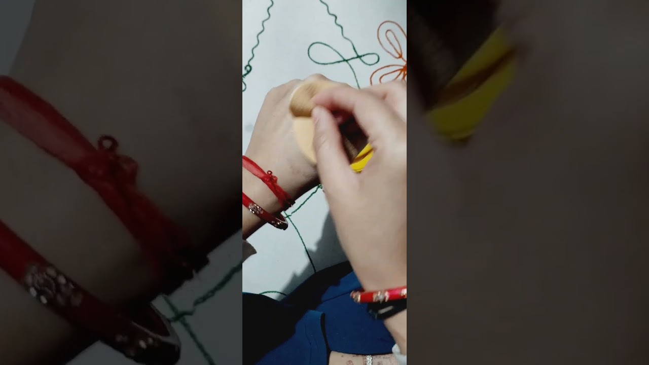 lakeme absolute &lakeme sun expert compact 