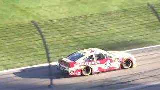 2016 Kansas Speedway - NASCAR - 10.16.16 - Hollywood Casino 400 - Kevin Harvick Victory Burnout