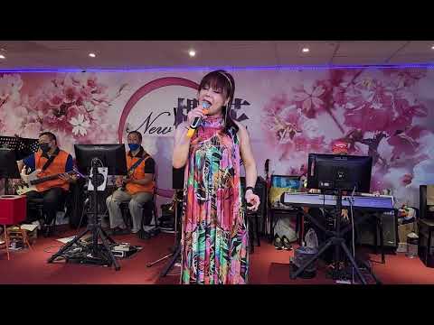111/03/30"女人的眼淚"吳桂芬在新櫻花音樂茶坊演唱