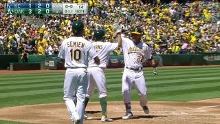 KC@OAK: Reddick smashes a homer into right field