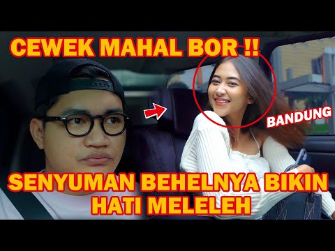 GEMESIN!! CEWE JUREK INI TERNYTA PUNYA SUAARAAAA....