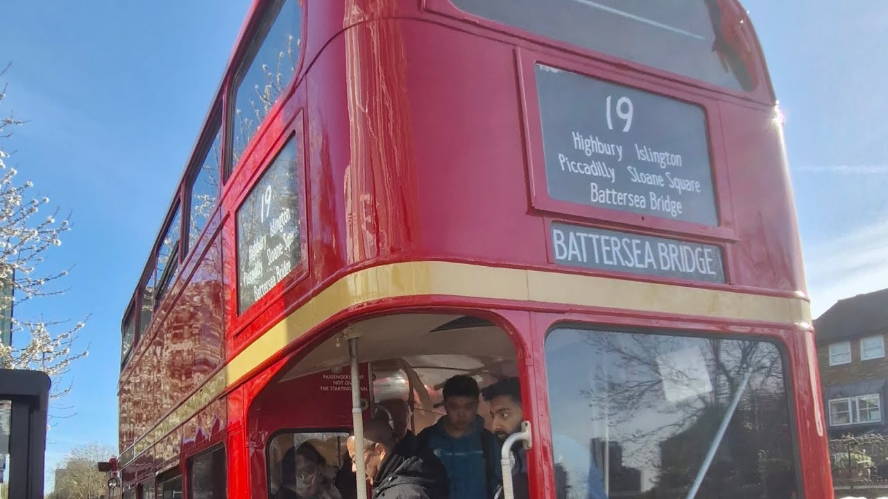 Routemaster bus on Route 19 | Finsbury Park Station | 29th March 2025 ...