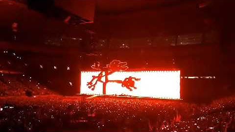 U2 LIVE 2017 - Where the Streets Have No Name - Vancouver, BC - BC Place 05-12-17