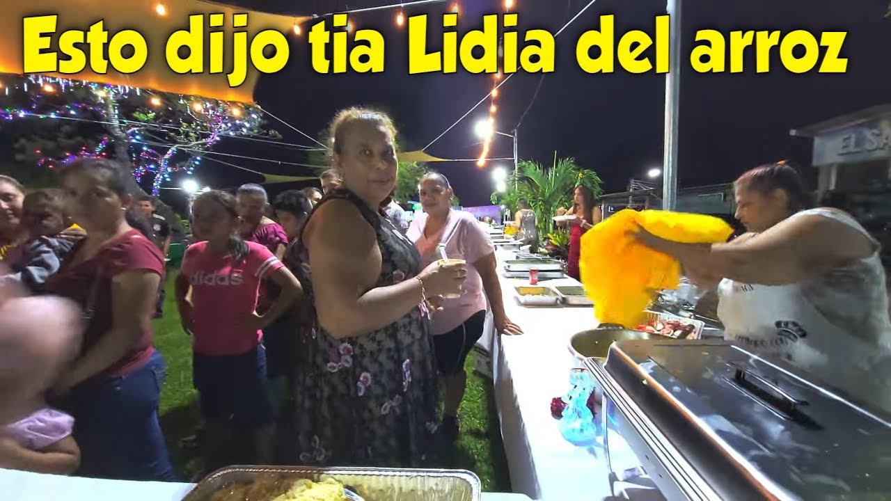 Que le pareció a Tia Lidia el arroz de Deisy? La gente se alborotó a la hora de agarrar los postres.