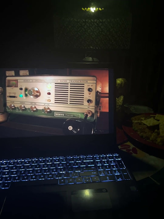 old-tube-radio-network-on-my-laptop-on-the-back-porch-8-26-23-cbradio