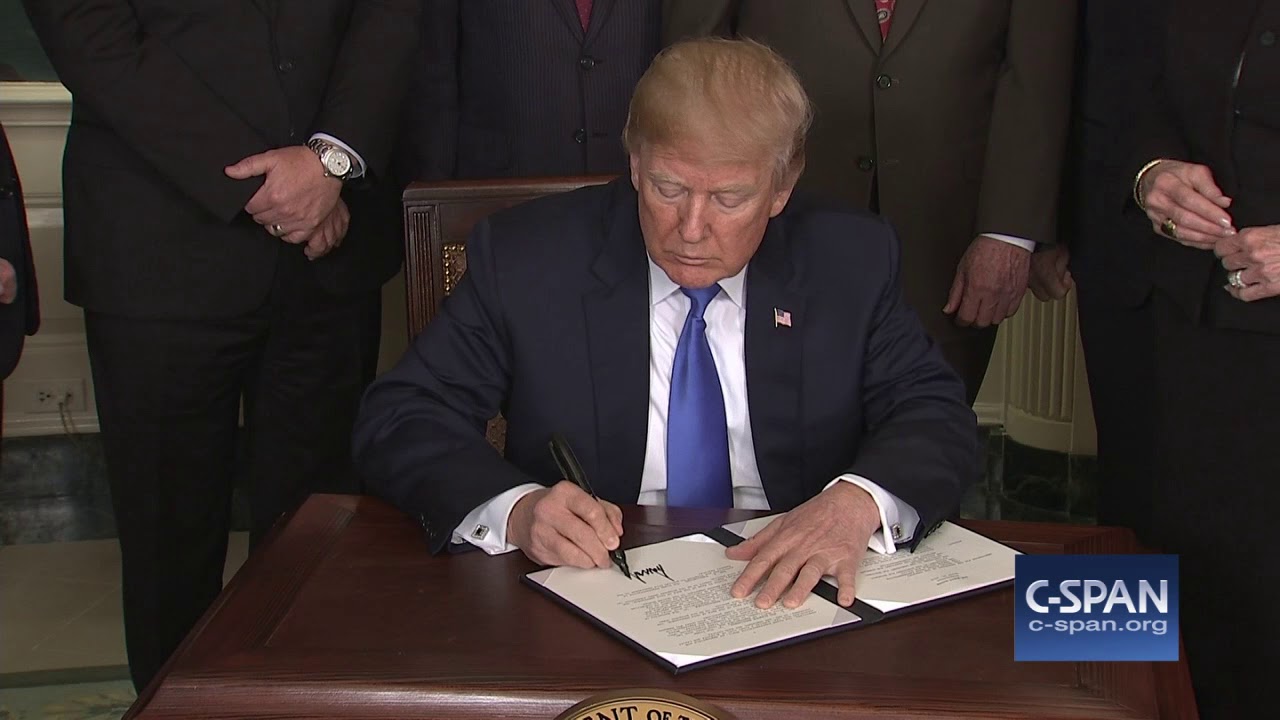 china southern airlines President Trump signs memorandum imposing new tariffs on China (C-SPAN)