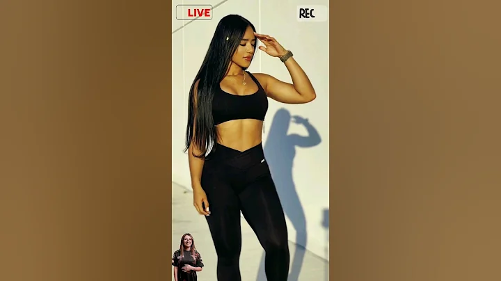 Pretty Fitness Model In Black Gymfit 🔥🍓🍓 #fitness #crossfit #gym #workout #gymlover #legday #glutes