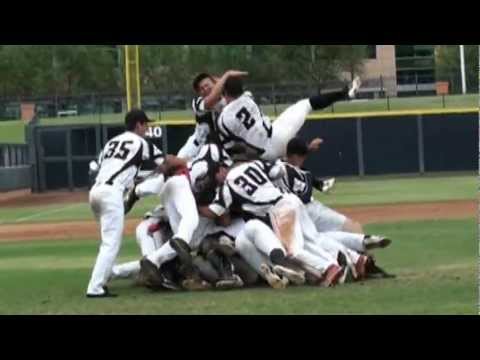 SF Elite Squad Perfect Game World Series Dog Pile