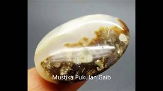 Mustika Pukulan Gaib