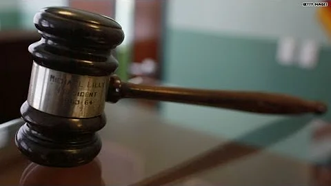 Fiery judge puts off DUI arraignment