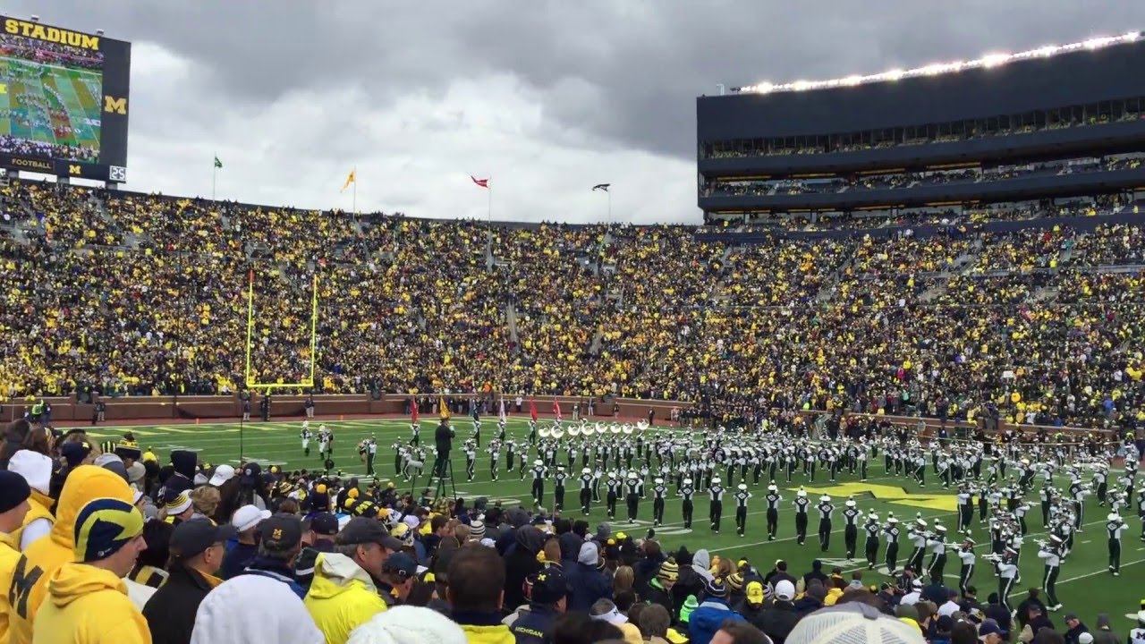 2015 Michigan Stadium Panorama - Michigan State at Michigan