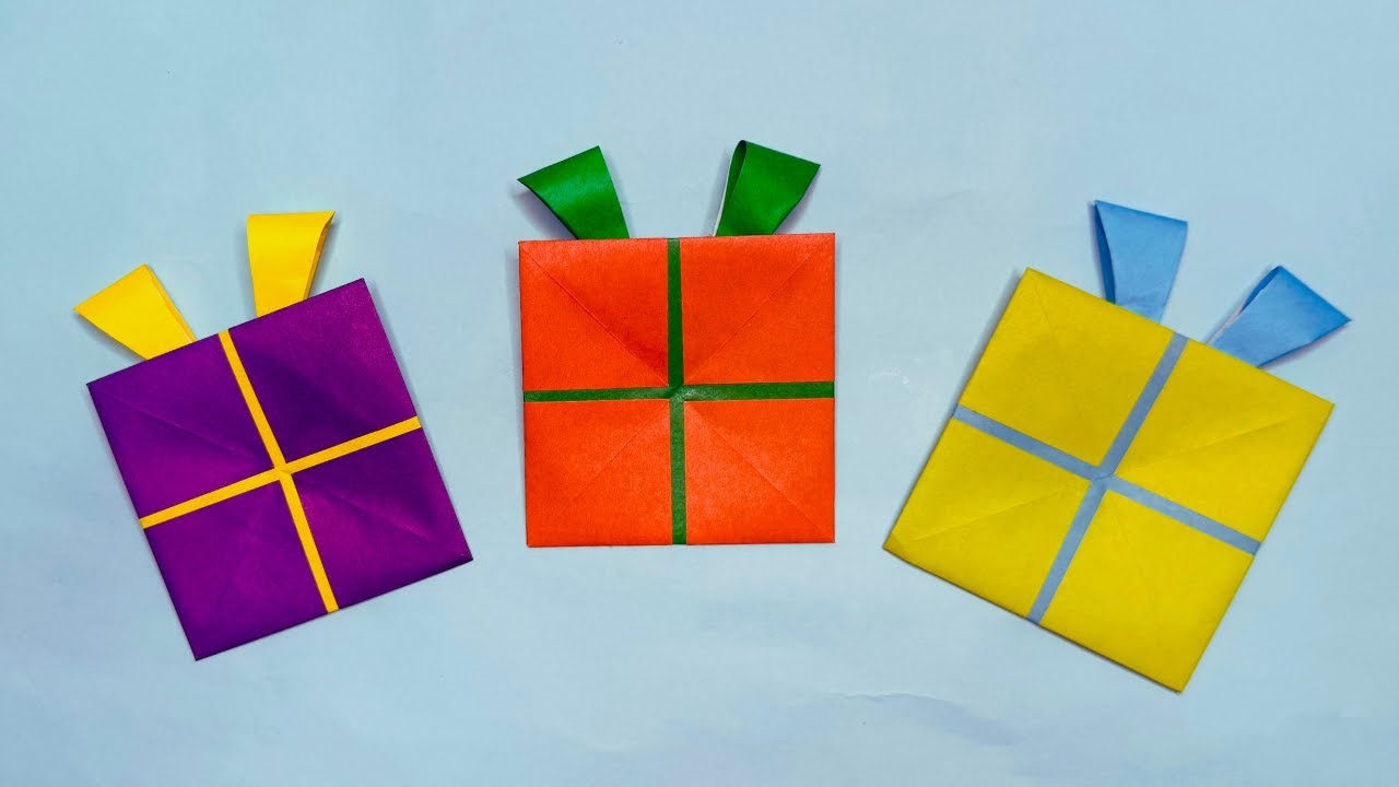 Origami Gift | Festive Christmas Origami