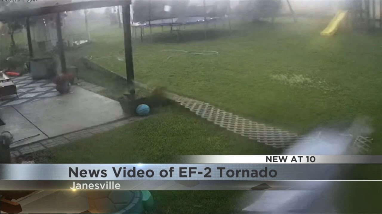 New video of EF-2 tornado in Janesville - YouTube