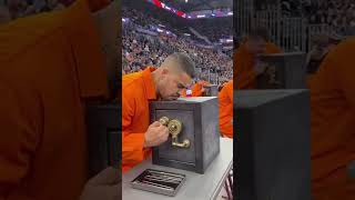 Who Can Crack the Safe Faster? This Challenge Is Wild!?🔐😳😂 #shorts #lockpicking #viral
