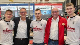 LSK-Spieler in der neuen hageworX Werkstatt vom Mölders hagebaumarkt in Adendorf