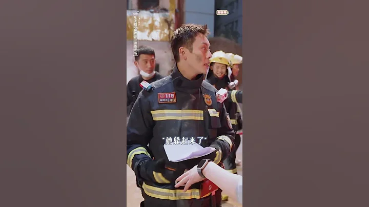 靳時川徐來失而復得宿命感擁吻，吻戲還得是現場的，這誰看了不迷糊 #照亮你 #shorts  #陳偉霆 #章若楠 - 天天要聞