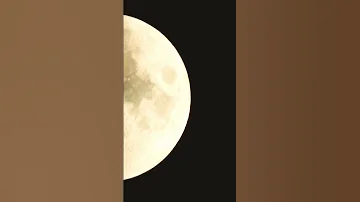 سبحان الله اقتربت الساعة و انشق القمر 