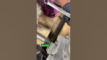 Struggling with Stuck Bolts? Mechanic’s Use This Leverage Hack! #mechanic