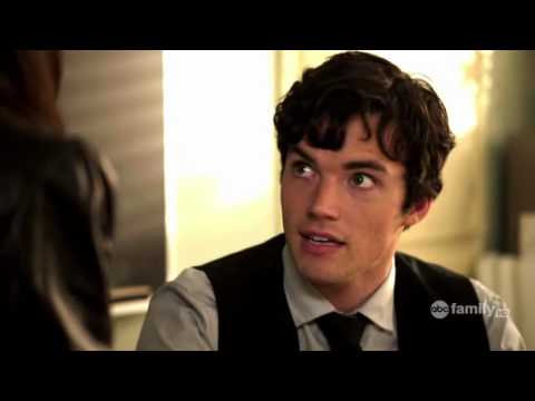 Pretty Little Liars "Pilot" Ezra and Aria Scenes