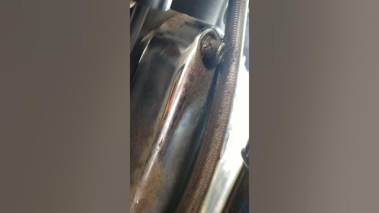 how to change voltage regulator on a 2005 road king. YouTube