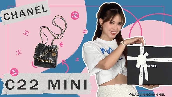 A closer look at the anatomy of the Mini Chanel 22 bag 👀💖 