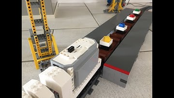 Fully automatic loading of a Lego train, by Sioux.NET on Track