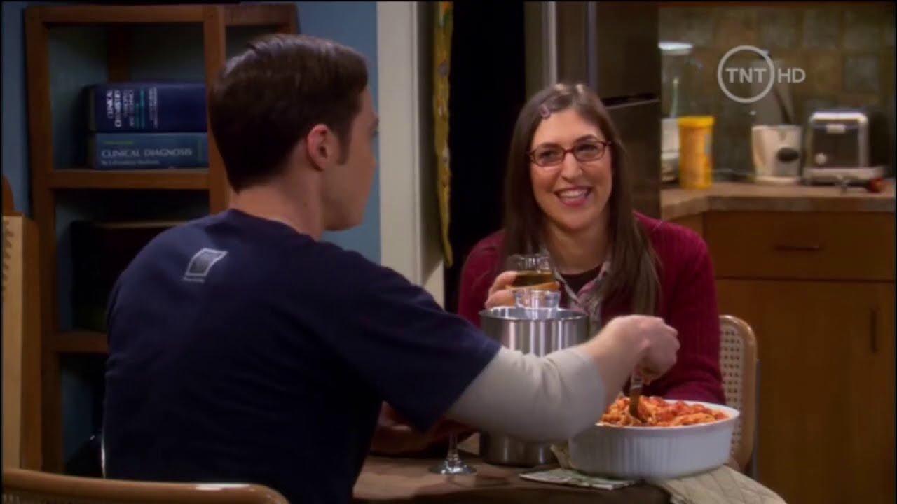 The Big Bang Theory - Amy seduce a Sheldon - YouTube