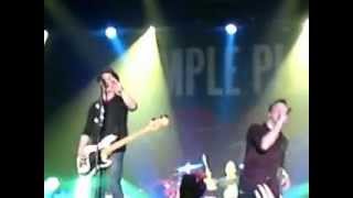 Simple Plan - This Song Saved My Life live @ Kesselhaus Munich 24.3.2012