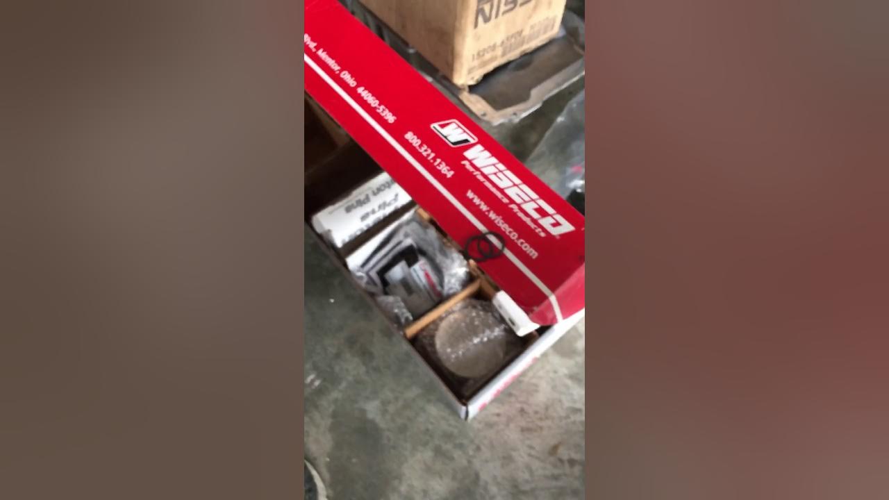 LS1 Engine rebuild part 1 / pistonrod installation / Stardust