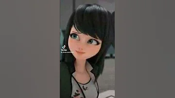 قمر التيك توك 