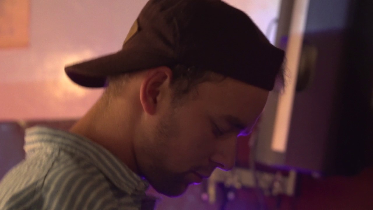 Bobandii Golden Dawn