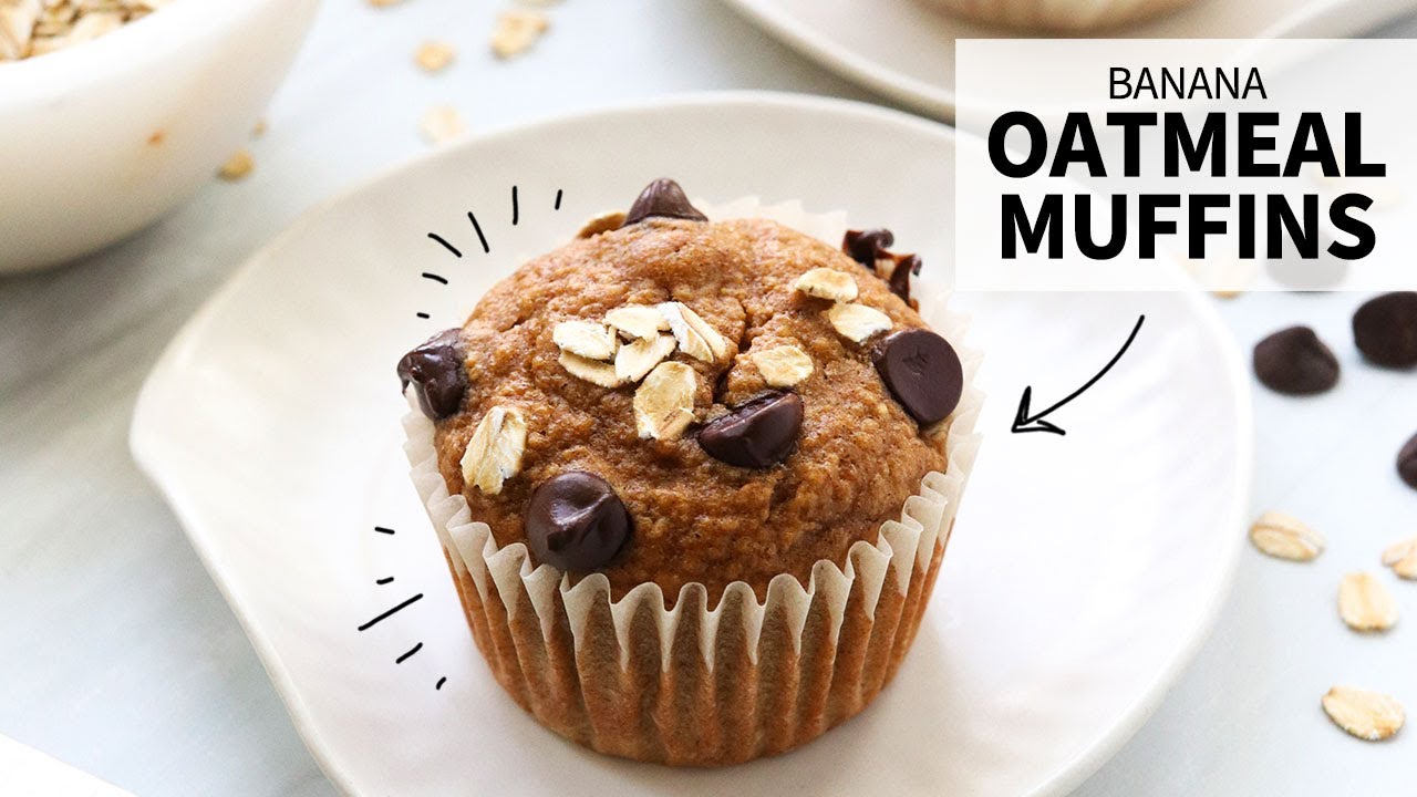Blender Banana Oatmeal Muffins (Fluffy & Delicious!)