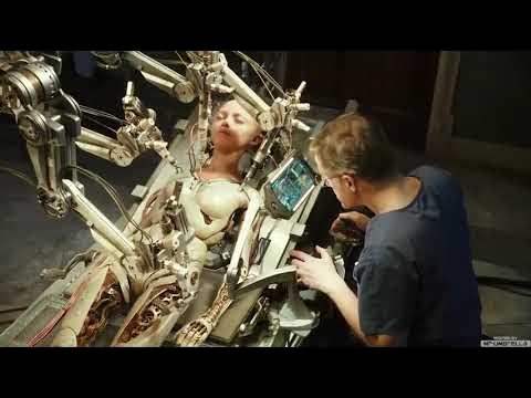 Поле чудес игра. Sci fi робот. Один из первых сказочных киборгов который. Робот гектор сатурн 3. Один из первых сказочных киборгов который.