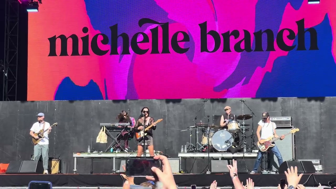 Michelle Branch on X: Everywhere, a song I wrote in my teenage bedroom,  came out 20 years ago today and completely changed my life. 🥺💙   / X