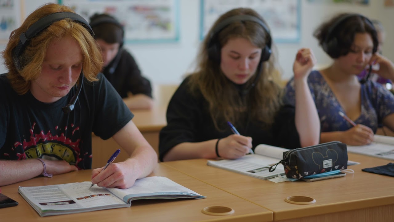 Gymnázium Bruntál - prezentační video