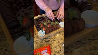 Easy Chocuterie Board For Your Next Event 🍫 #momlife