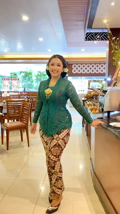 Sanggul dan Kebaya Jawa #masukberanda #beranda #beautiful #shorts #sanggul #kebaya #wedding #mua