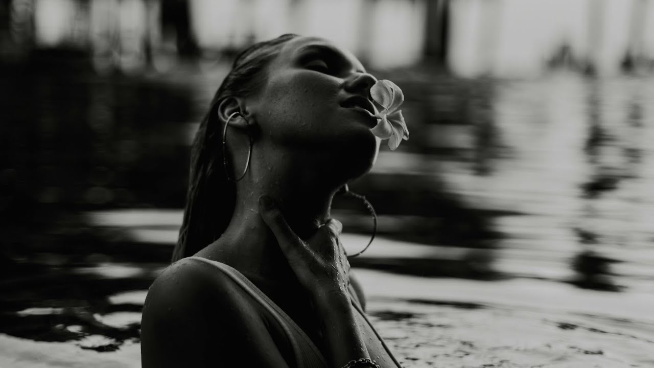 Red Thread (Dark Pop, Confident, Stylish Energy) 