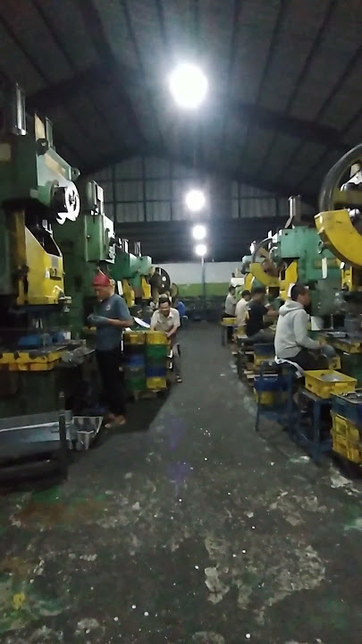 kerja malam.kerja lembur tetap semangat #shorts#kerja#kerjakeras#kerjalembur#pejuangrupiah#semangat