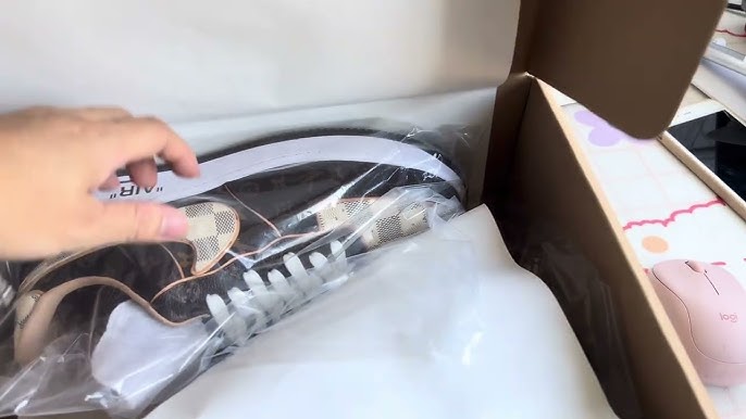 Nike AF1 x Louis Vuitton Monogram Brown - Detailed in Hand Photos :  r/Flexicas