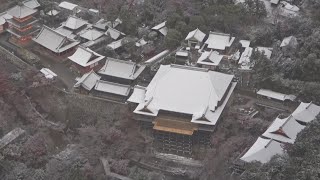 清水寺、金閣寺が雪化粧   舞台真っ白に