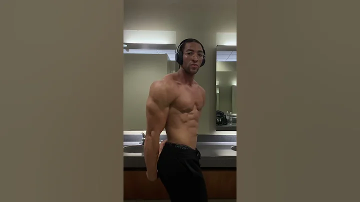 3 Weeks out, tomorrow! #bodybuilding #classic #NPC